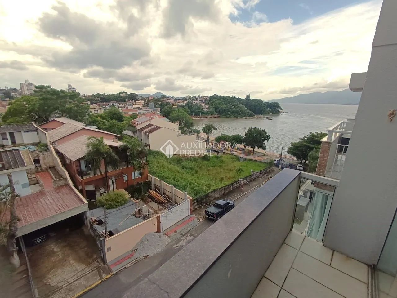 Cobertura no Bairro Bom Abrigo!
