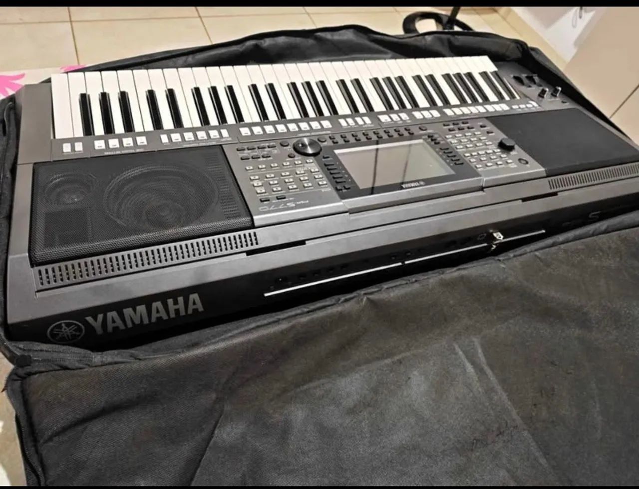 Teclado Yamaha s770 - Foto 2