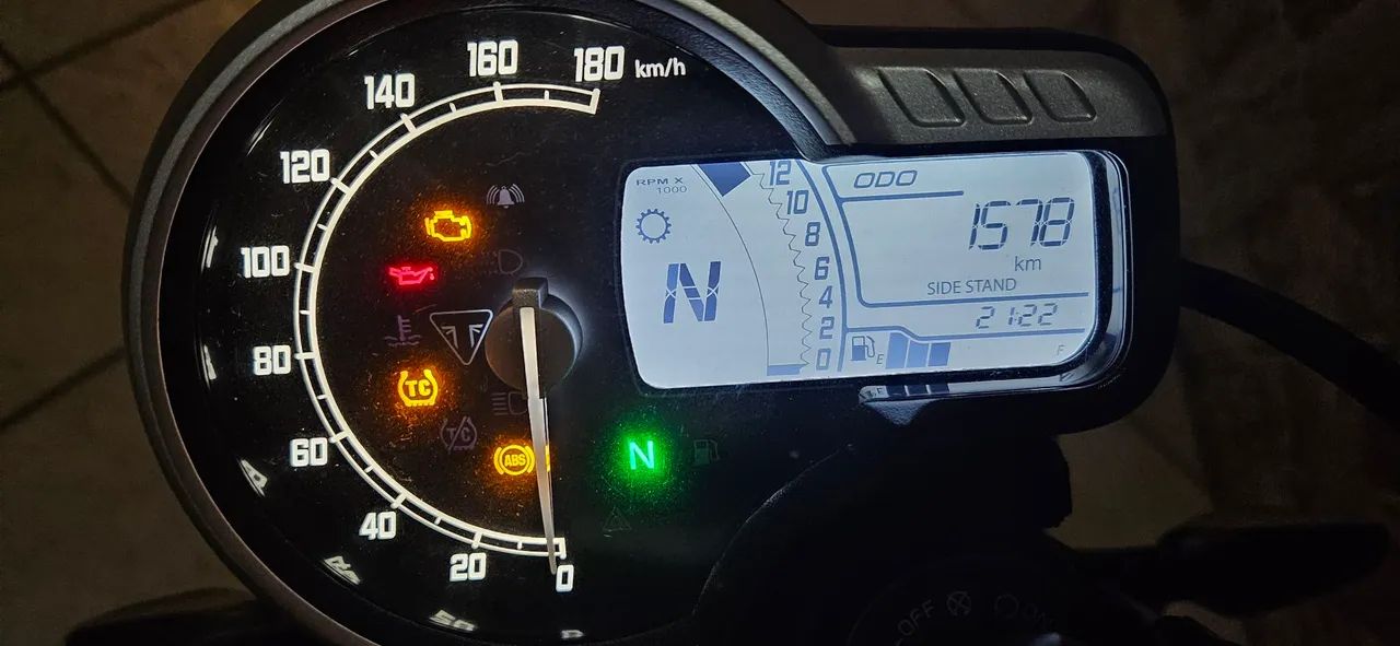 Triumph speed 400 - Foto 5