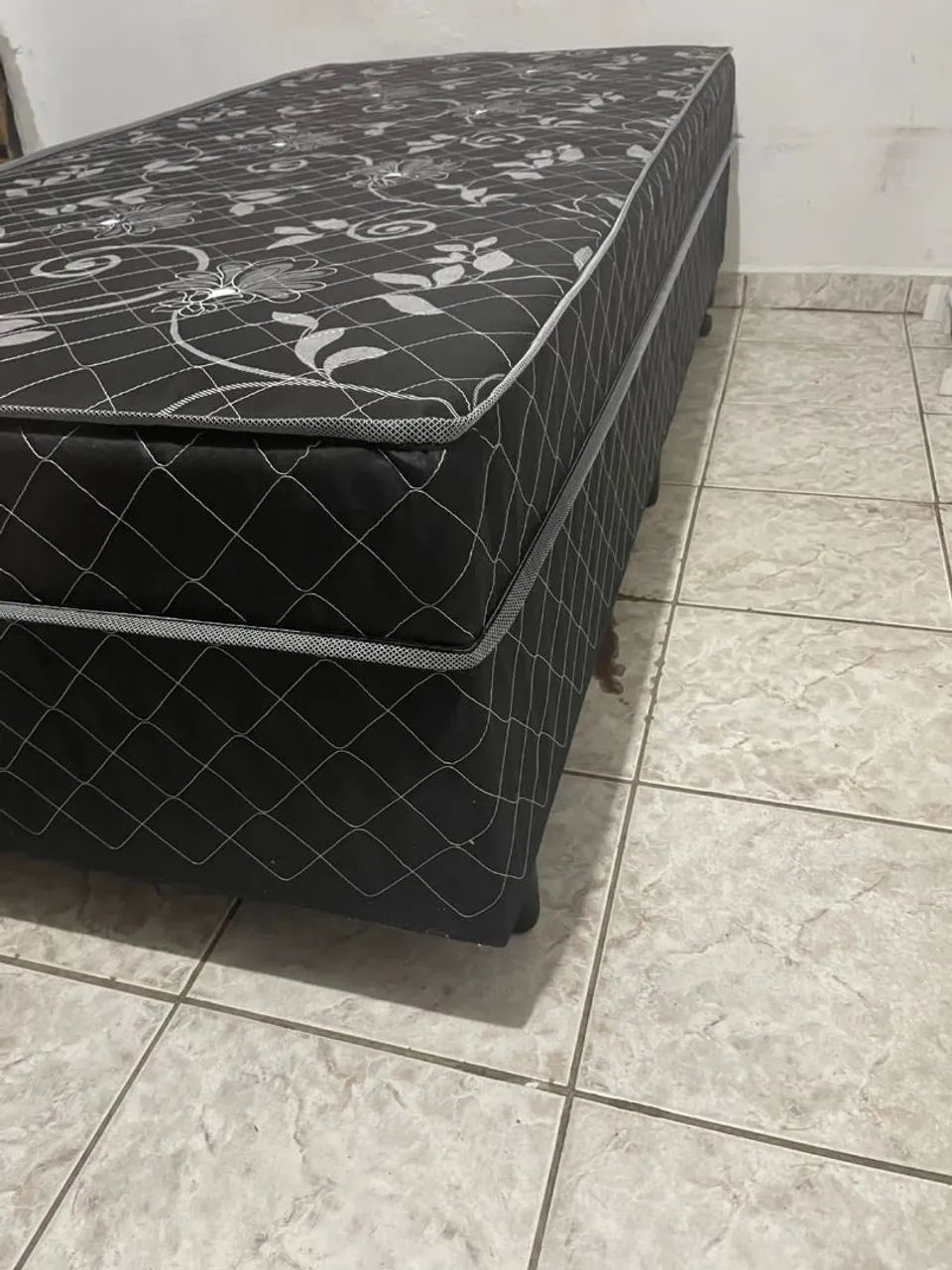 Cama solteiro com colchão  - Foto 3