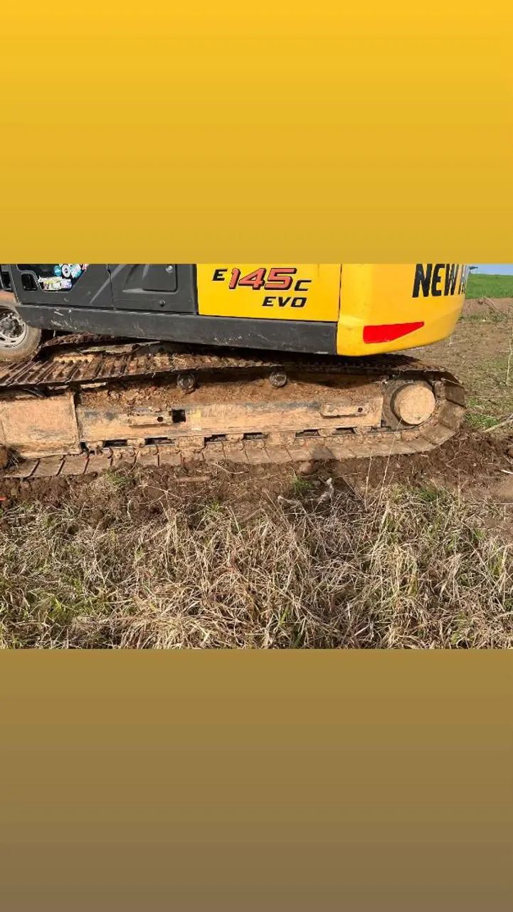 Escavadeira New Holland 145C EVO - Foto 2