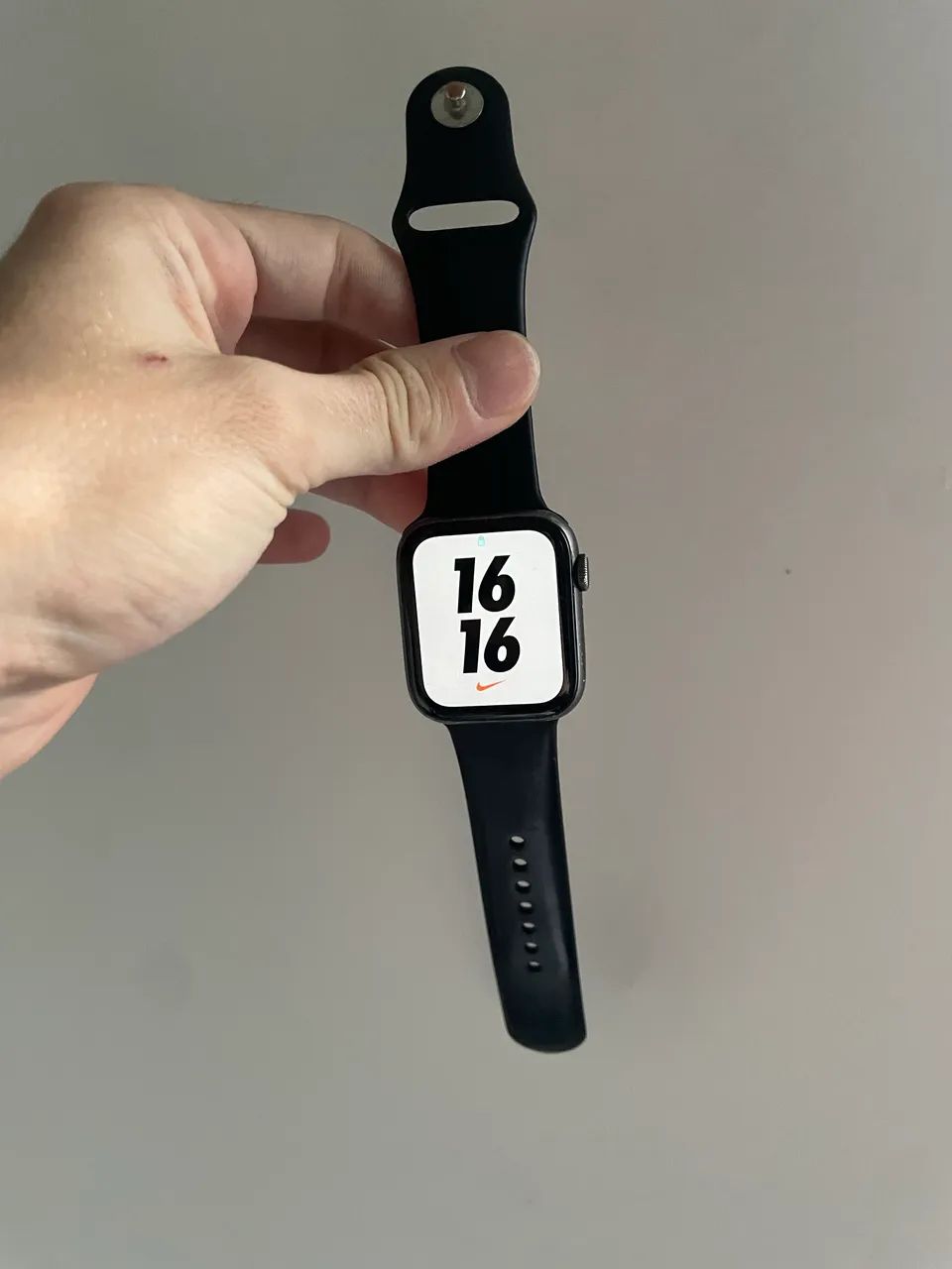 Apple Watch séries 5 44mm , bateria nova 100% - Smartwatches
