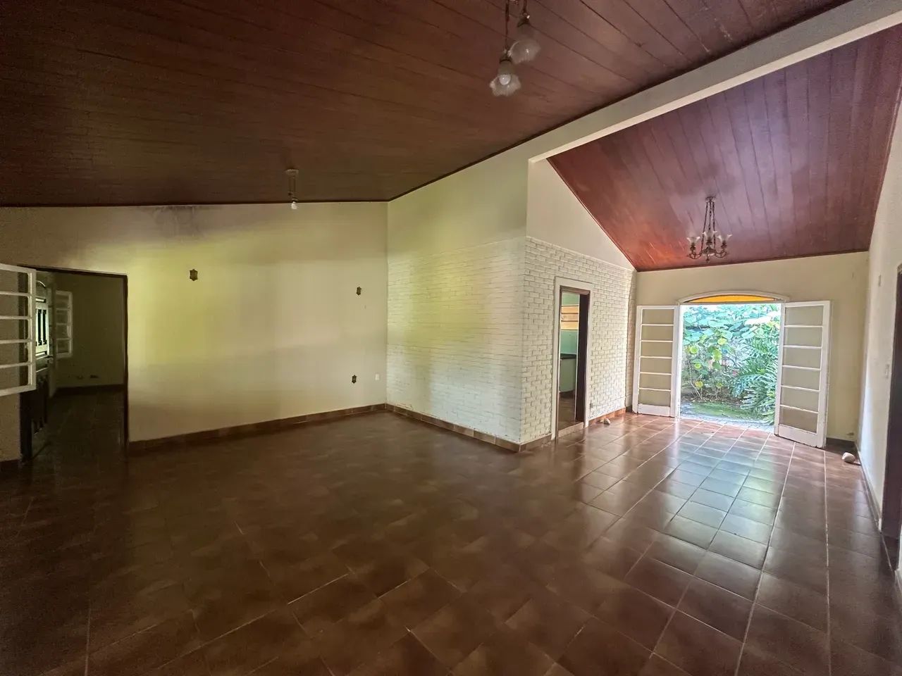 Imóvel para aluguel possui 150 metros quadrados com 4 quartos - Foto 3