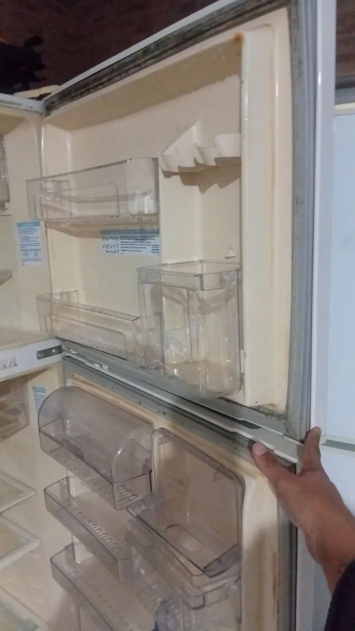 Electrolux DF50 430L 127v 900,00$ - Foto 4