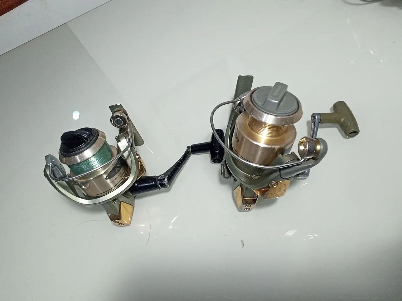 2 Molinetes Shimano Symetre 2000 FH Japão  - Foto 2