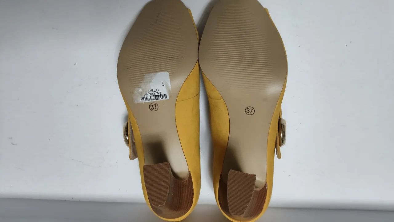 Sapato mostarda 37 - novo  - Foto 2