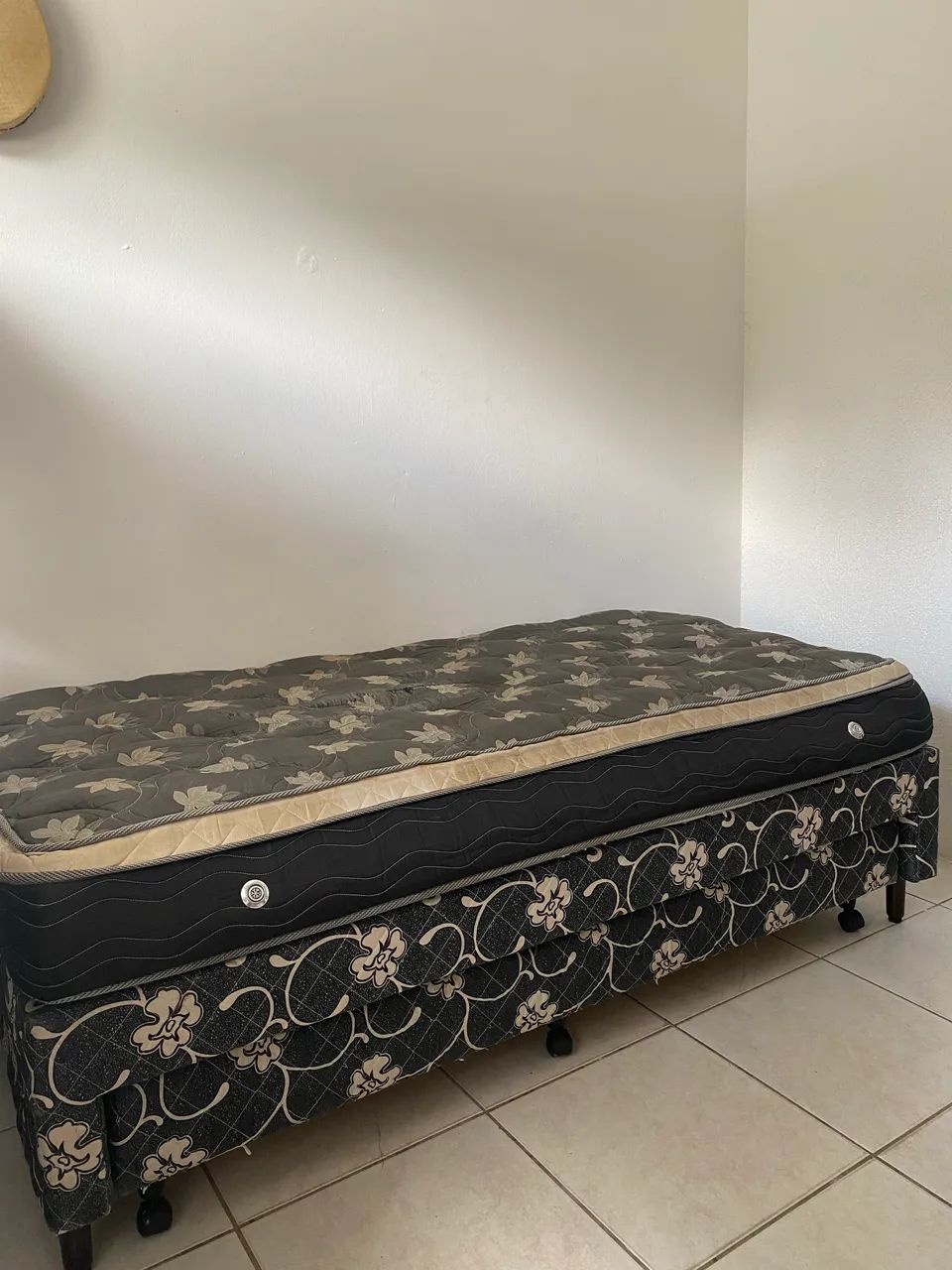 Sofá Cama / Cama Box Solteiro - Compacta - Foto 3