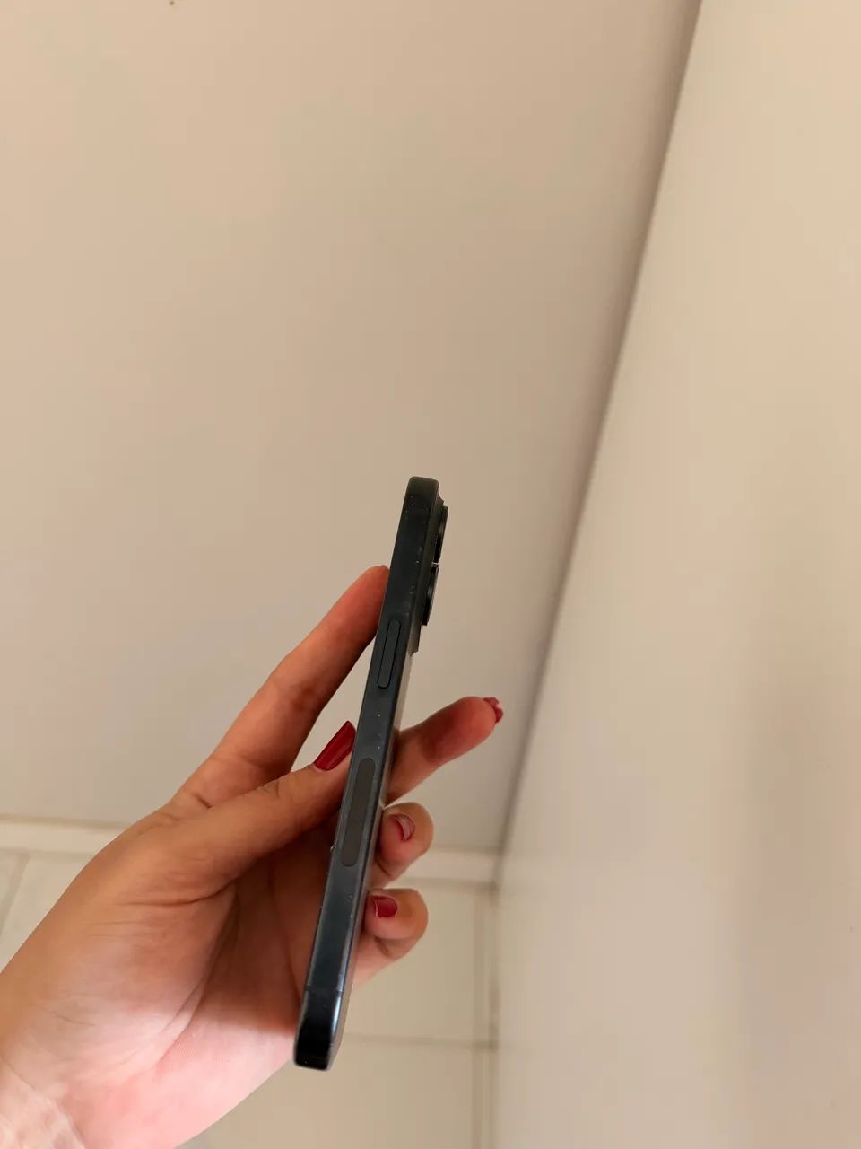 iPhone 15 Pro - Foto 2