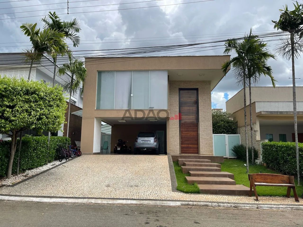 SOBRADO COM 4/SUITES JARDINS MADRI - Foto 3