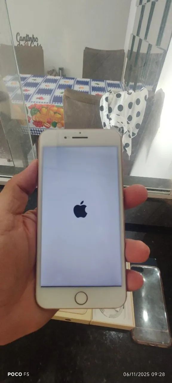 IPHONE 8 PLUS - Foto 3