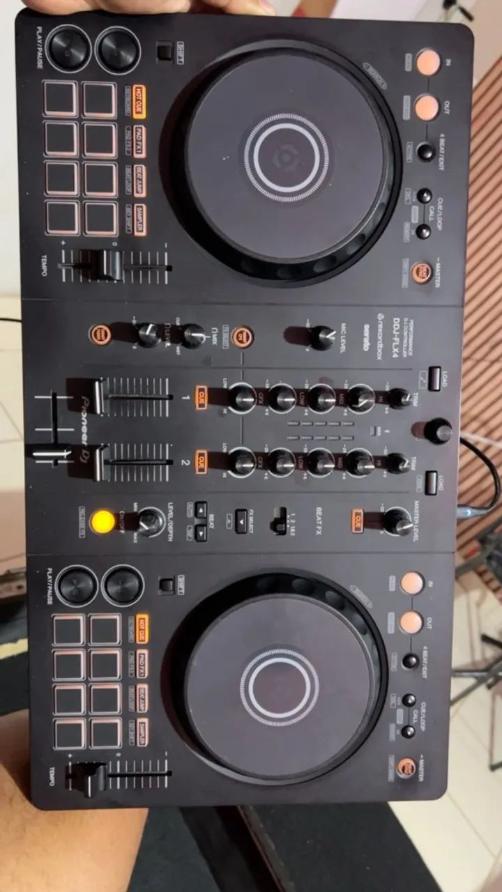 CONTROLADORA FLX4. + CASE - Foto 4