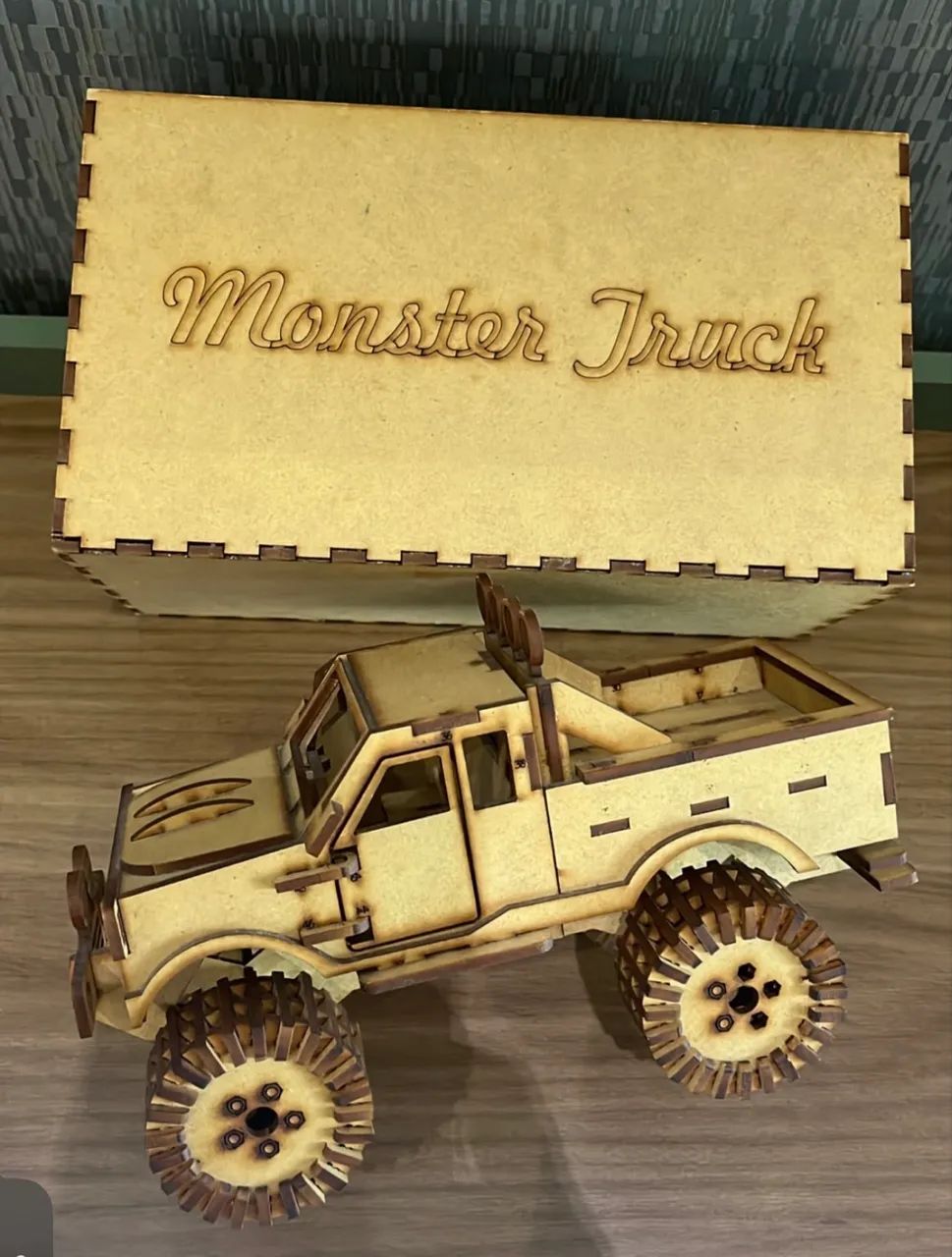Carrinho madeira monster truck  - Foto 2