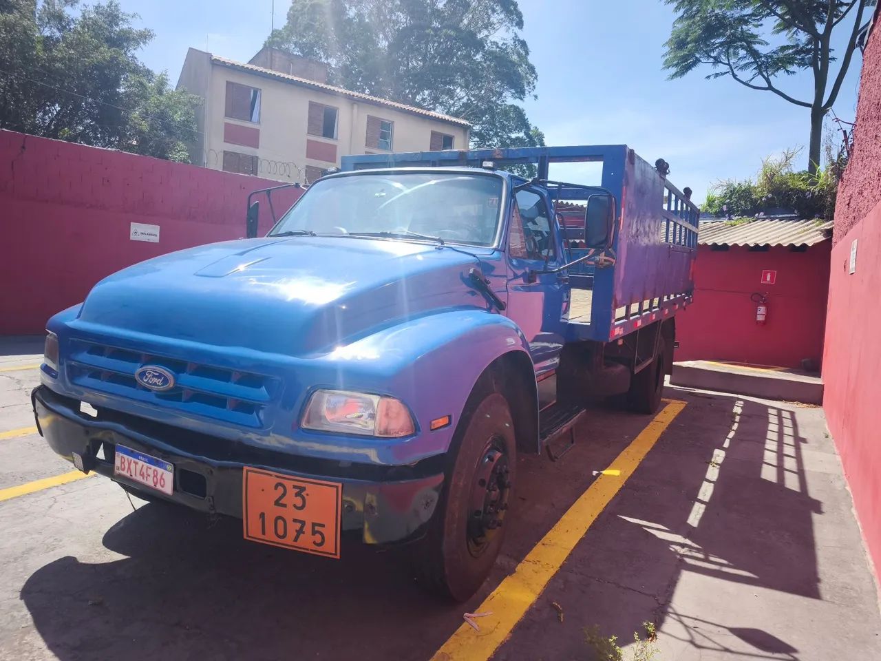 Caminhão Ford F12000 - Imperdível!!! - Foto 4