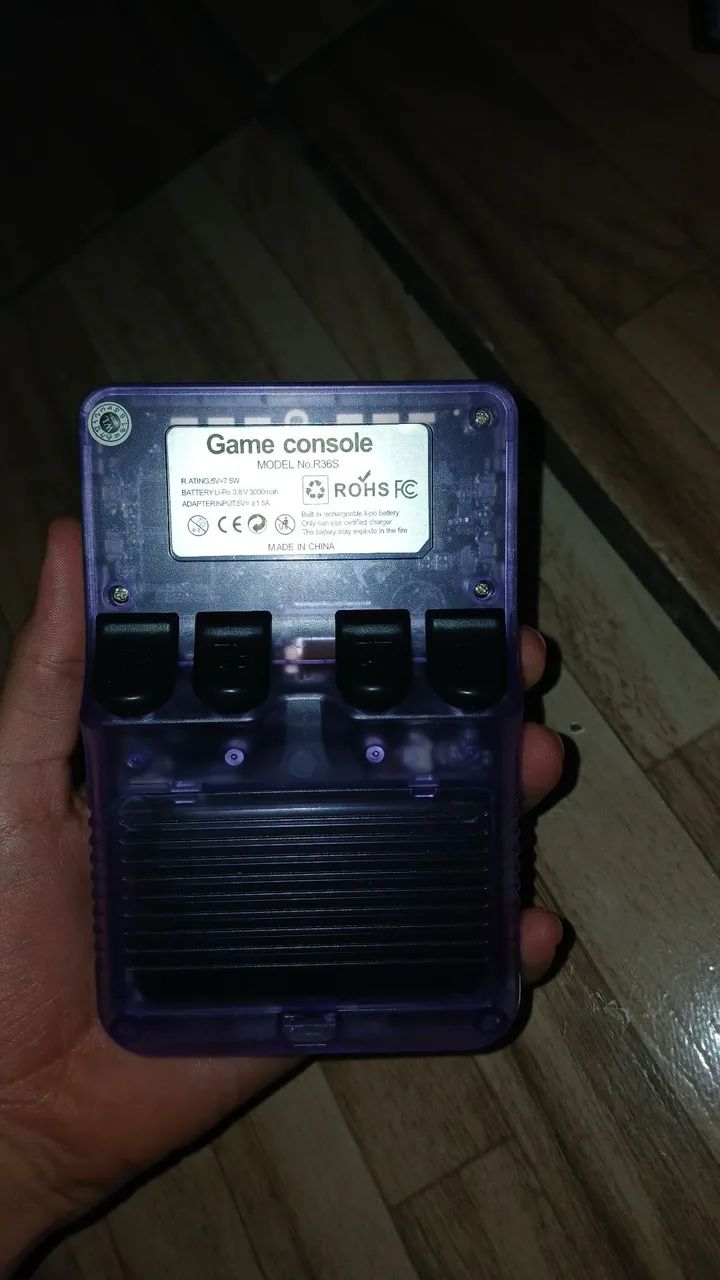 VIDEO GAME CONSOLE R36S - Foto 3