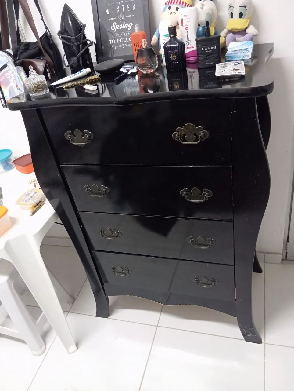 Vendo cômoda 