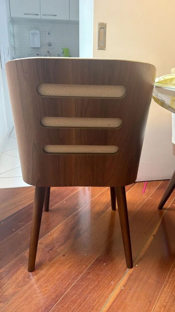 Mesa de jantar e 6 cadeiras  - Foto 4