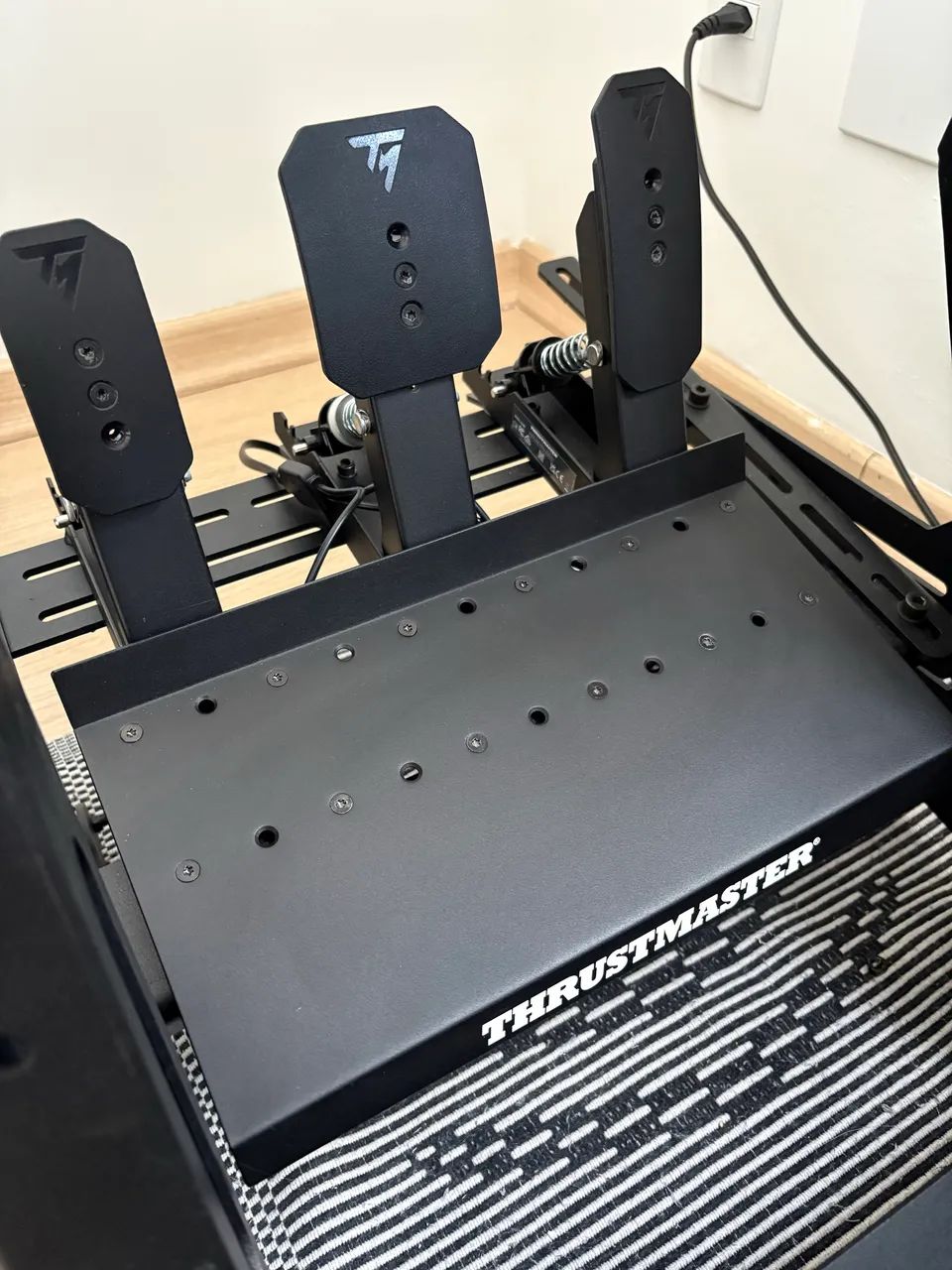 Pedais Thrustmaster Raceline Pedals III Ps5 Xbox Pc - Foto 2