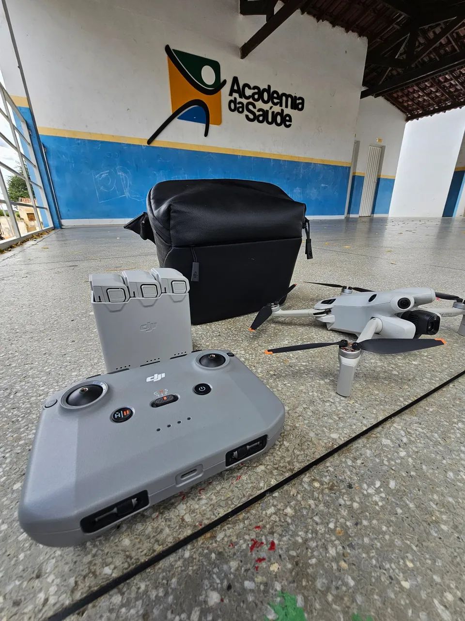 Mini 4 pro 3 baterias