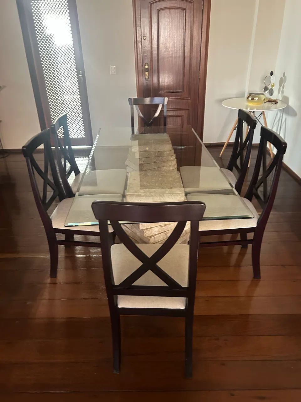Sala elegante - Mesa de jantar, Aparador e Mesa de Centro - Foto 4