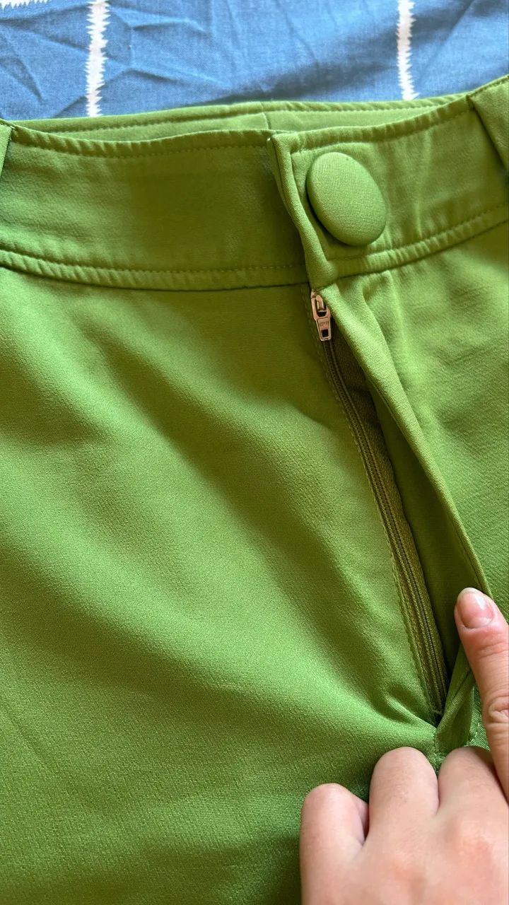 Calça verde de alfaiataria  - Foto 3