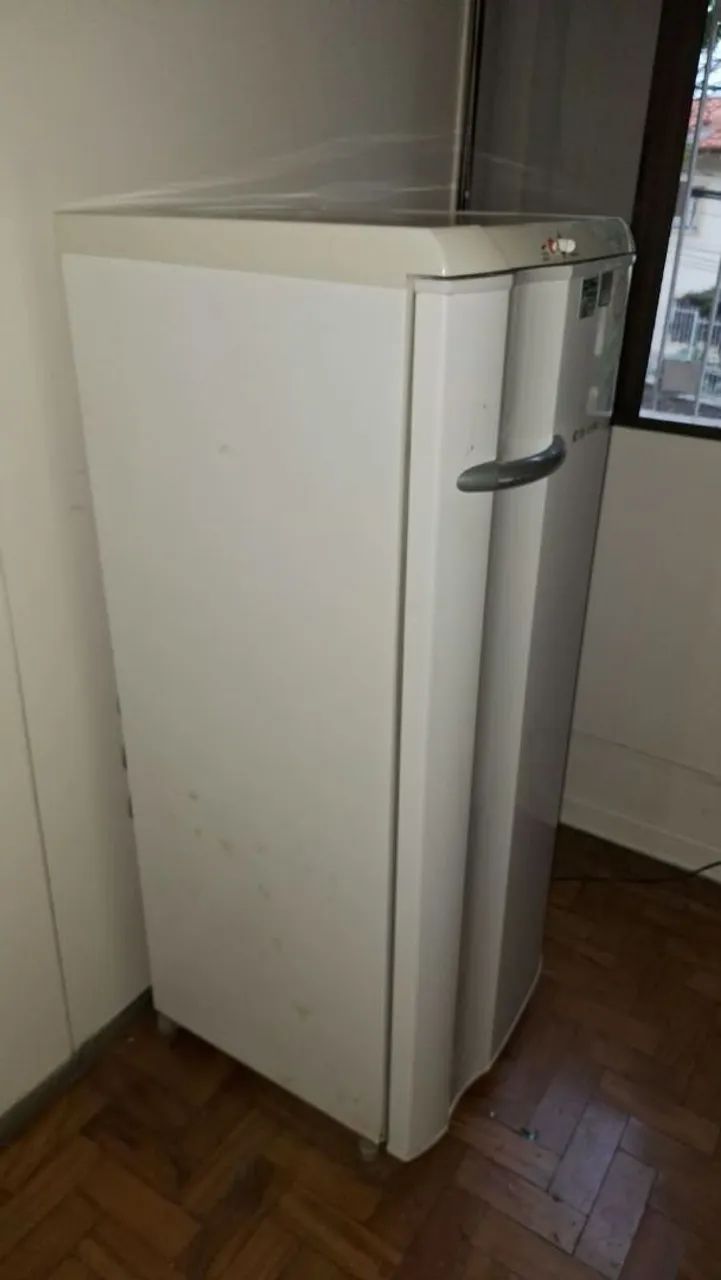 Geladeira usada em ótimo estado - Foto 2