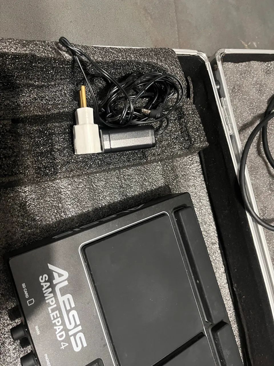 SAMPLEPAD ALESIS 4