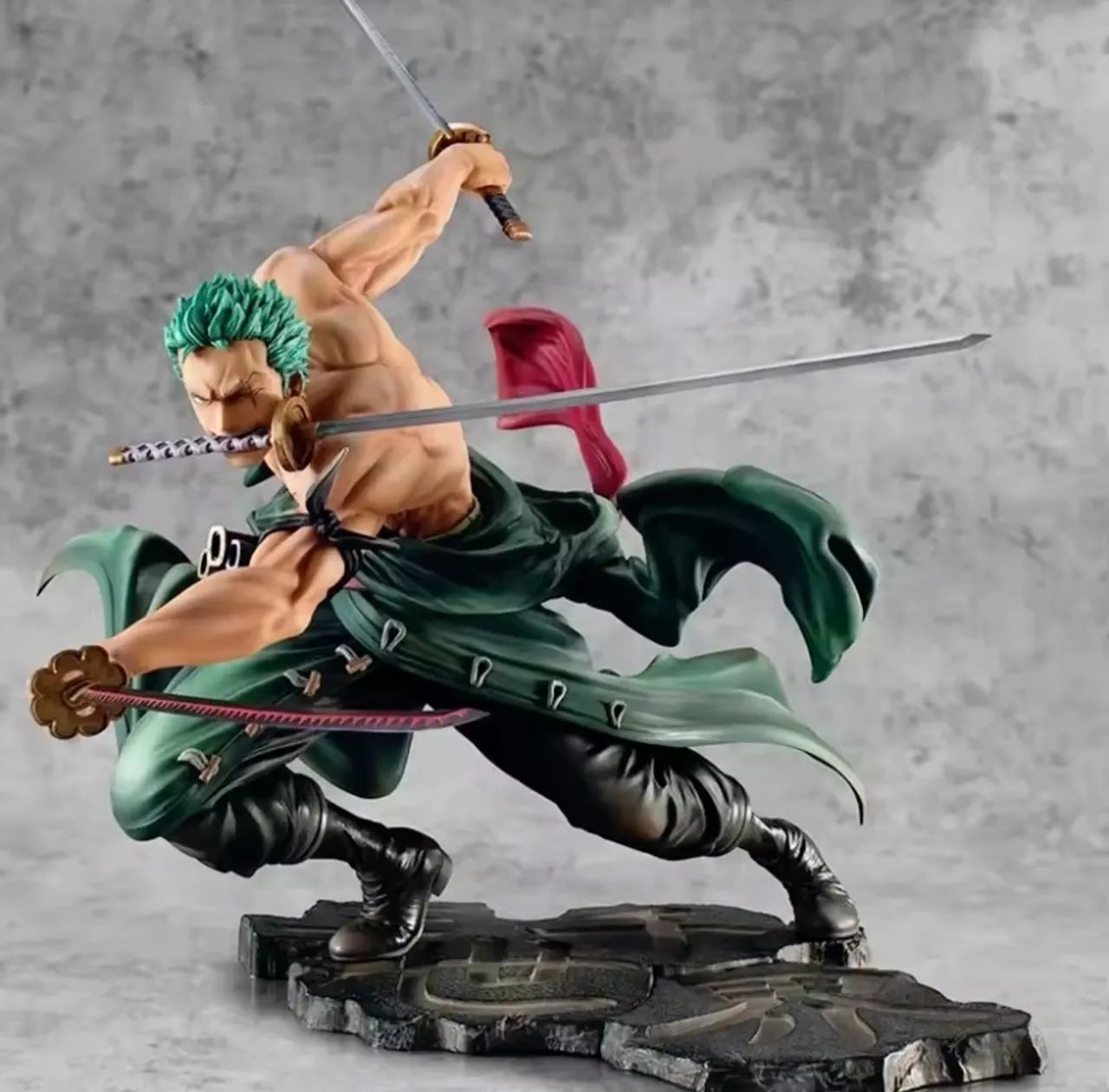 Action Figure Roronoa Zoro One Piece