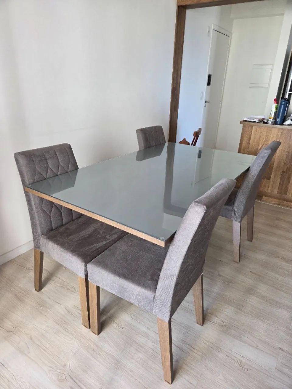 Mesa de jantar 4 cadeiras 