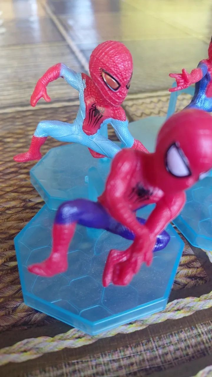 Bonecos Homem Aranha - Foto 3