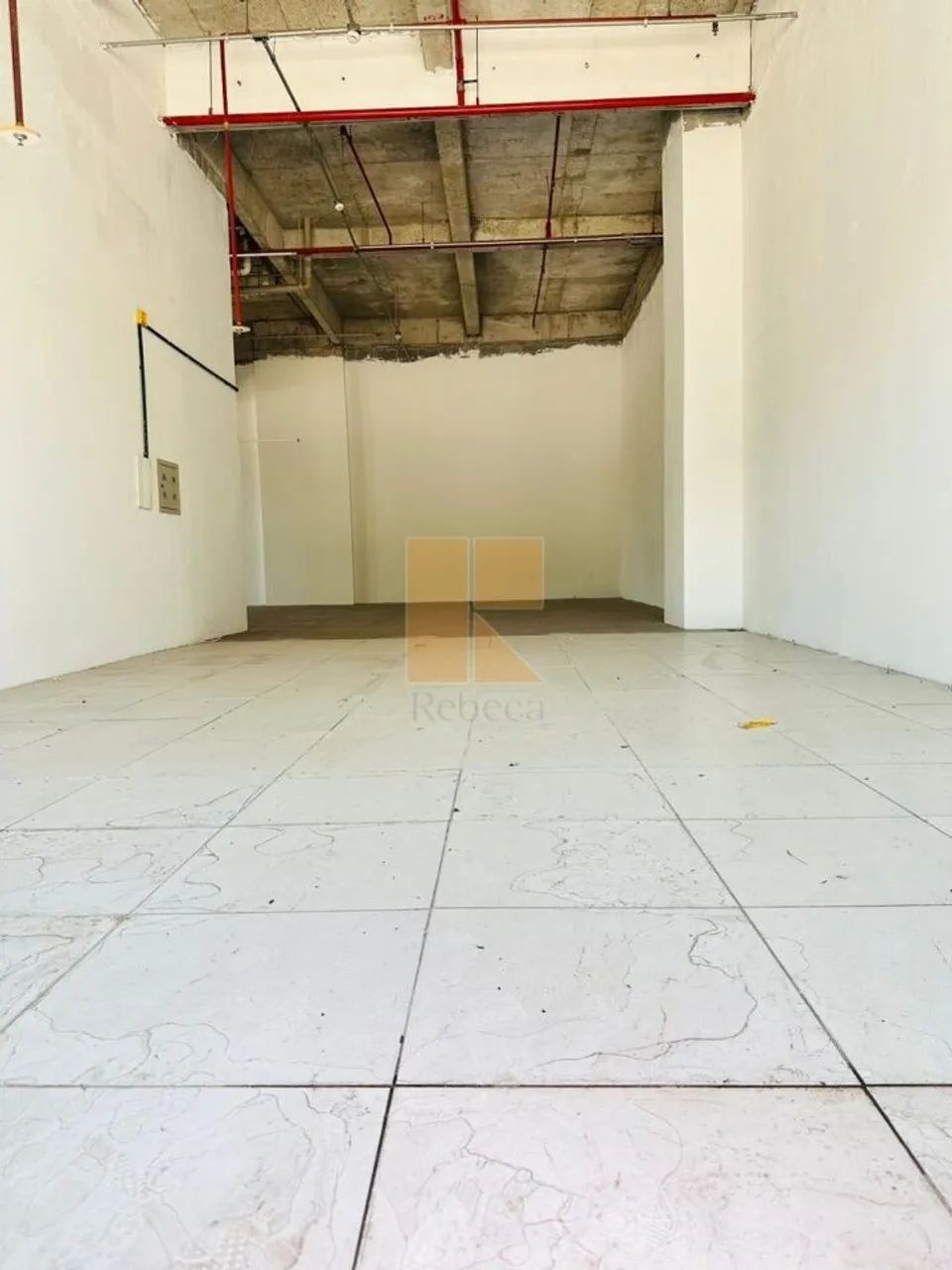 linda loja localizada em moderno empreendimento , com amplo leque de opçoes - Foto 5