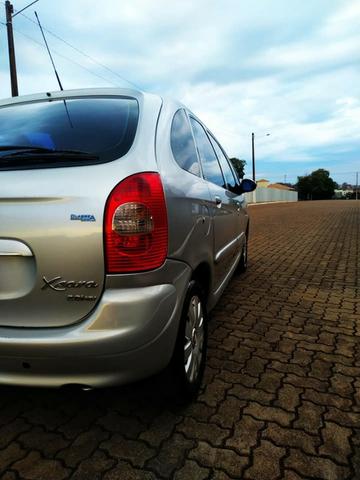 Citroen Xsara Picasso 2.0 16V- 2006 - Foto 5