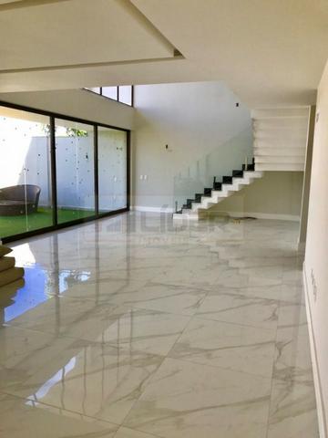Casa Quadriplex em área nobre com elevador e energia solar - Foto 2