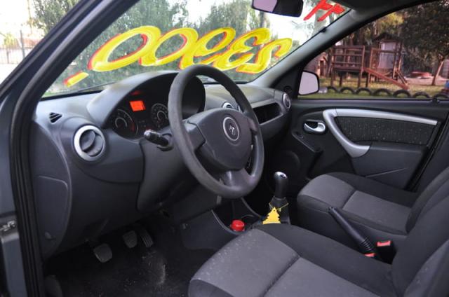 RENAULT LOGAN 1.6 16V SCE FLEX EXPRESSION 4P MANUAL 2011 - Foto 6