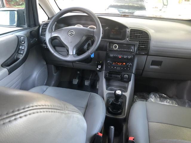 Zafira 2.0 8v 2011 gnv 23.990,00 - Foto 10