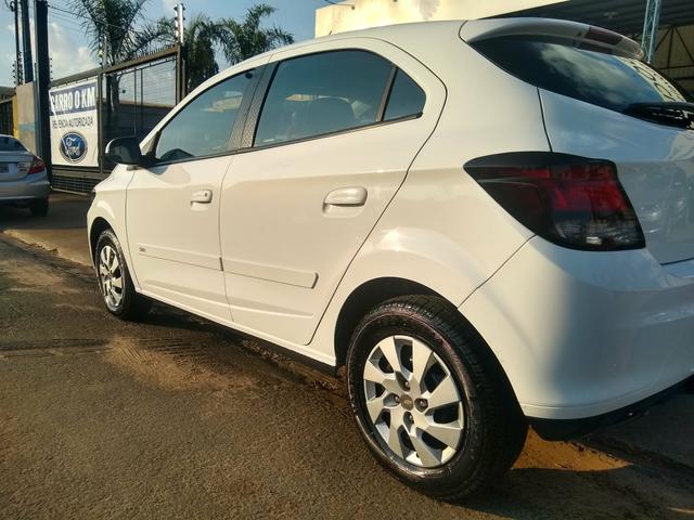 GM Chevrolet Onix 1.0 LT 2015 Completo Branco - Foto 2