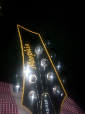Guitarra menphis com caixinha.seminovos - Foto 3
