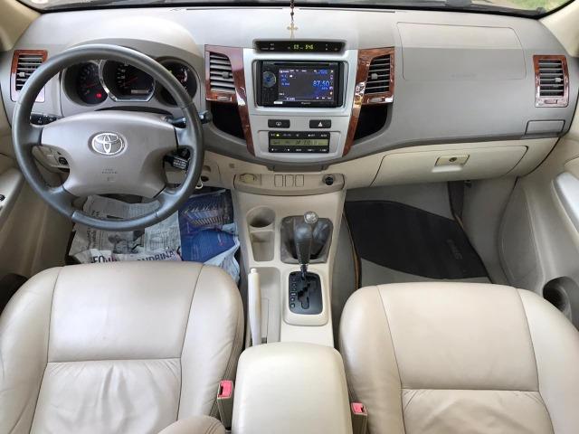 Toyota Hilux Sw4 srv 3.0 4x4 automatica - Foto 9