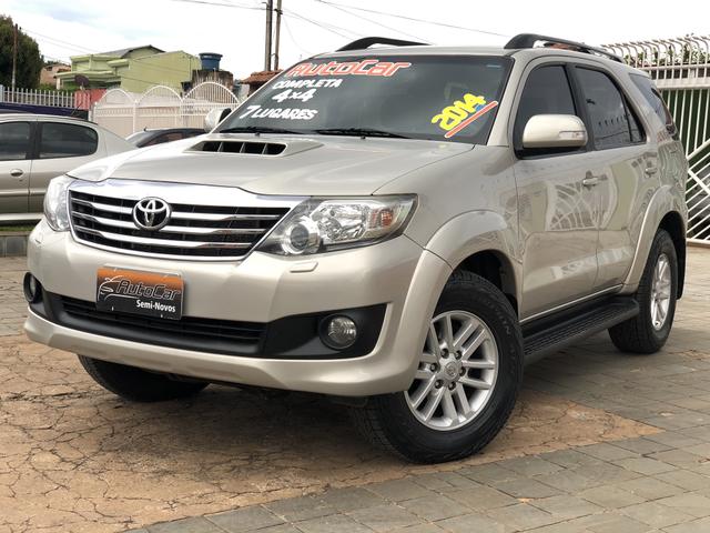 Hilux Sw4 3.0 Aut Diesel 7 lugares 2014