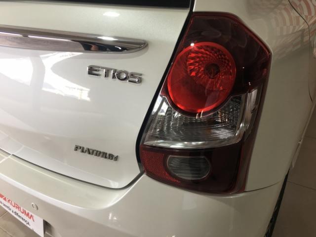 TOYOTA ETIOS 1.5 PLATINUM 16V FLEX 4P AUTOMATICO. - Foto 8