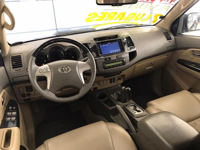 TOYOTA HILUX SW4 2012/2013 3.0 SRV 4X4 7 LUGARES 16V TURBO INTERCOOLER DIESEL 4P AUTOMÁTI - Foto 13