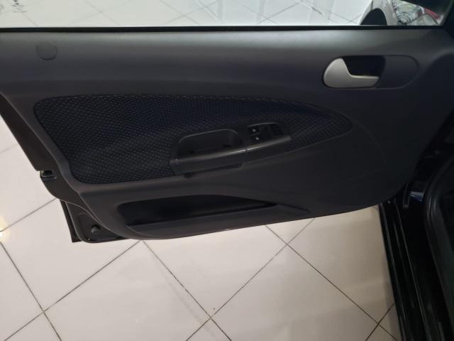 VOLKSWAGEN VOYAGE 2015/2016 1.0 MI TRENDLINE 8V FLEX 4P MANUAL - Foto 9