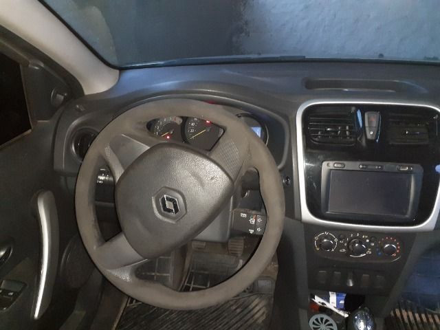 Sandero EXPR 1.0 completo 16/17; todo 100% - Foto 7