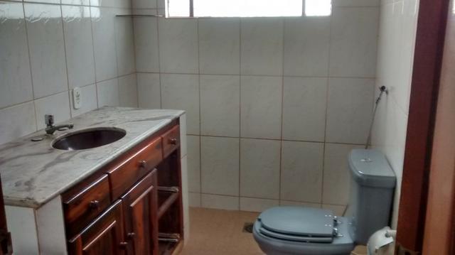 Casa 3 quartos, ótima referência, recém reformada - Foto 11