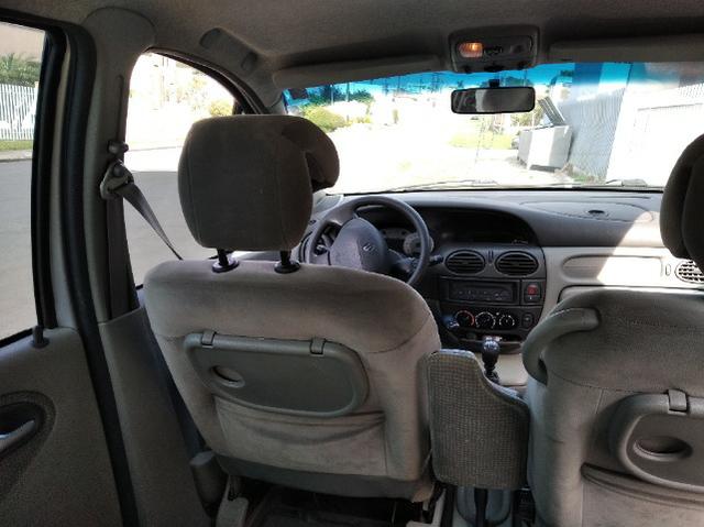 Renault Scenic 2.0 5P Mec. Ar Direção Trava Alarme Gnv G5 Man. Chave Reserva Seg. Dono - Foto 15