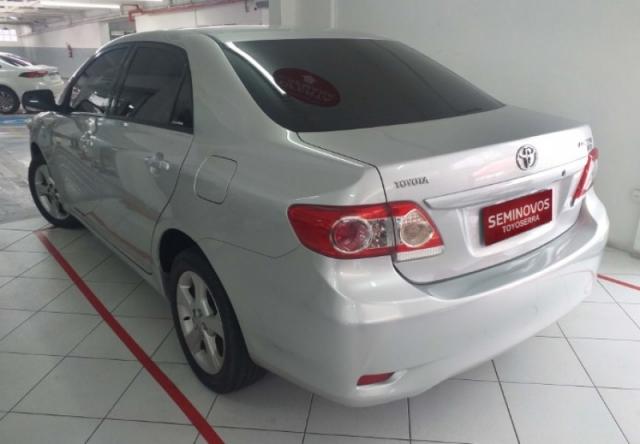 TOYOTA COROLLA 1.8 GLI 16V FLEX 4P MANUAL. - Foto 6