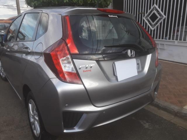Honda Fit 2015 Impecável 1.5 LX 16V Flex 4P Manual Cor: Cinza - Foto 2