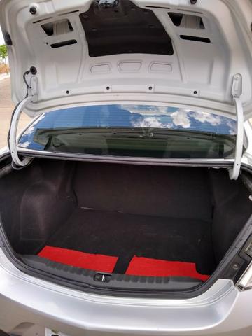 Carro Prisma 1.0 - 2016 - Foto 8