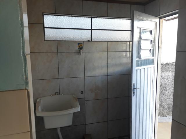 Aluga-se casa pinheirinho (casal sem filhos ou mulher solteira) - Foto 13