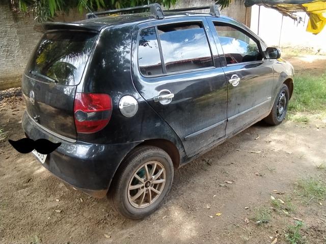 Vende se um Fox