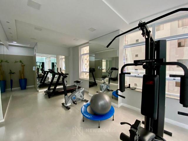 Apartamento andar alto com 3 Suítes 2 Vagas no Centro em Balneário Camboriú - Foto 12